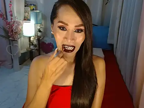 Snapshot of RomanticPearlTS chatting on October 19, 2025, 1:25 pm RomanticPearlTS online show from October 19, 2025, 1:25 pm