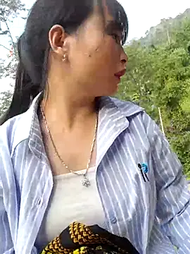 Sunyinn online show from October 30, 2025, 12:53 am