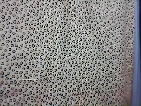 Snapshot of nhayasquirt chatting on September 21, 2025, 10:15 pm nhayasquirt online show from September 21, 2025, 10:15 pm