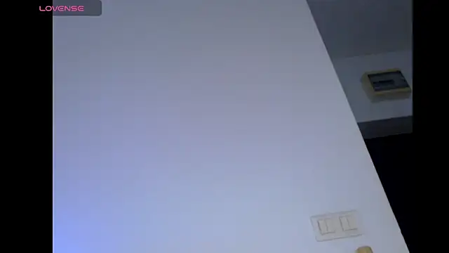 Snapshot of BritneyDivine chatting on October 13, 2025, 8:27 am BritneyDivine online show from October 13, 2025, 8:27 am