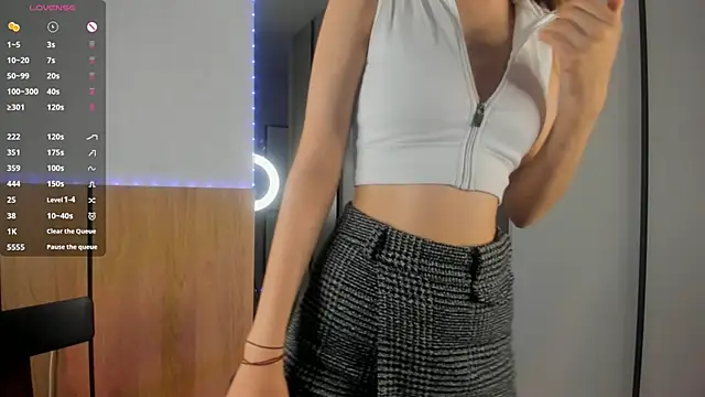 Snapshot of Xonalenei chatting on September 20, 2025, 8:14 pm Xonalenei online show from September 20, 2025, 8:14 pm