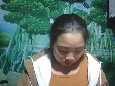 Snapshot of PhamPhung chatting on October 4, 2025, 1:01 pm PhamPhung online show from October 4, 2025, 1:01 pm