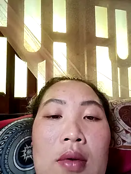 Snapshot of PhamPhung chatting on September 27, 2025, 4:51 am PhamPhung online show from September 27, 2025, 4:51 am