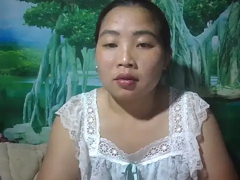 PhamPhung online show from September 13, 2025, 1:22 pm