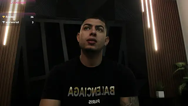 Snapshot of marco_garciia_ chatting on October 8, 2025, 11:16 pm marco garciia online show from October 8, 2025, 11:16 pm