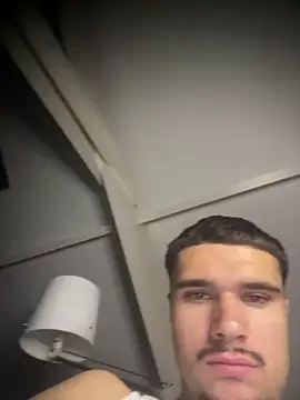 los freaky online show from October 14, 2025, 5:57 pm