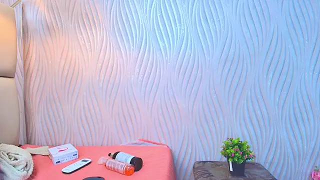 sweet amye online show from October 14, 2025, 7:03 pm