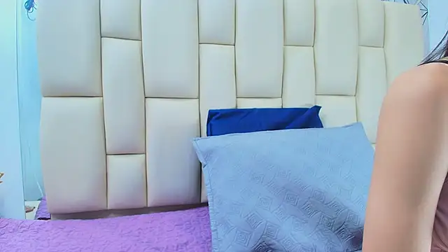 sweet amye online show from January 5, 2026, 8:23 pm