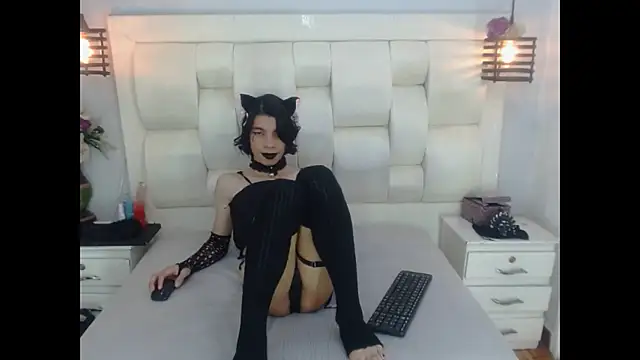 Snapshot of Atley_Dolly chatting on September 11, 2025, 9:48 pm Atley Dolly online show from September 11, 2025, 9:48 pm