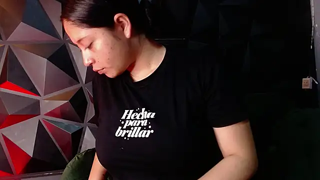 vela-kimm online show from March 4, 2026, 7:32 pm