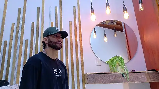 Snapshot of yorbymaxx chatting on February 27, 2026, 12:49 pm yorbymaxx online show from February 27, 2026, 12:49 pm