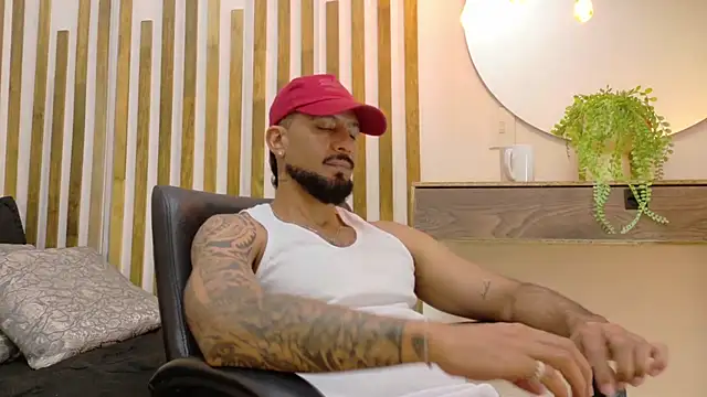 Snapshot of yorbymaxx chatting on January 31, 2026, 7:12 pm yorbymaxx online show from January 31, 2026, 7:12 pm