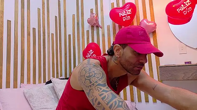 Snapshot of yorbymaxx chatting on February 14, 2026, 1:11 pm yorbymaxx online show from February 14, 2026, 1:11 pm