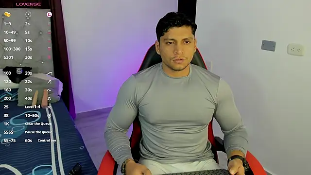 Snapshot of Nicolasmontoya16 chatting on October 15, 2025, 12:20 am Nicolasmontoya16 online show from October 15, 2025, 12:20 am