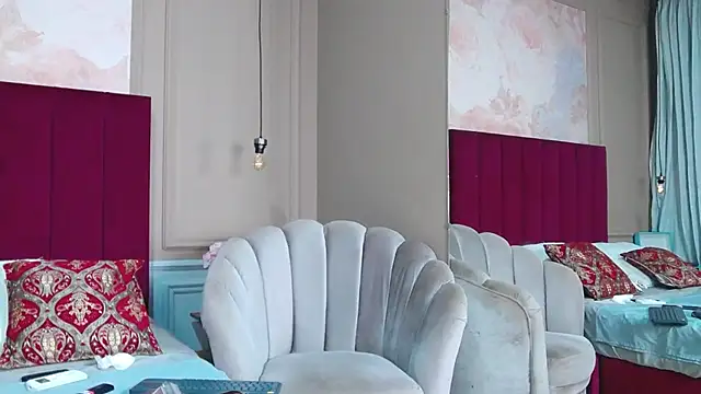 CaraVelvet online show from October 23, 2025, 12:59 pm