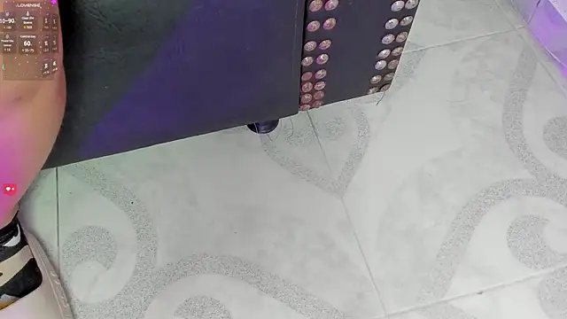 Snapshot of yasmin_rahal chatting on February 22, 2026, 1:24 pm yasmin rahal online show from February 22, 2026, 1:24 pm