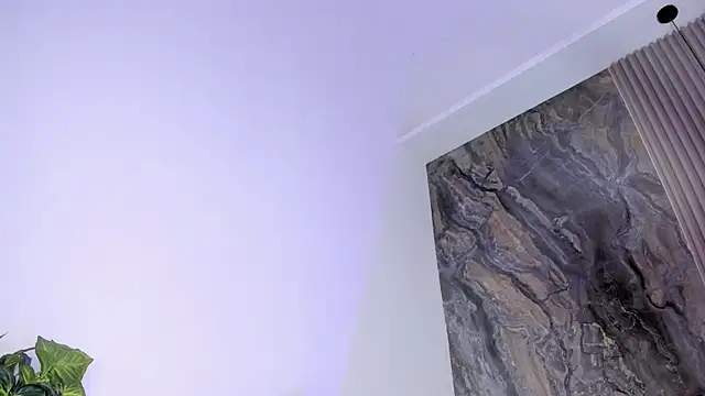 Snapshot of Maia_520 chatting on September 10, 2025, 6:40 pm Maia 520 online show from September 10, 2025, 6:40 pm