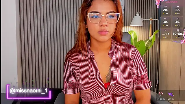 Missnaomi  online show from September 23, 2025, 1:56 am