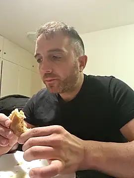 spaccaa online show from April 15, 2026, 6:56 pm