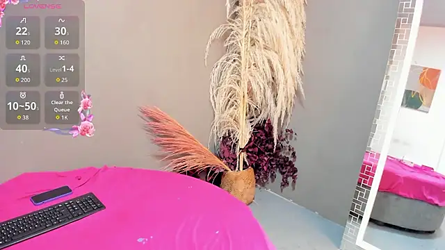 sienna glow online show from March 27, 2026, 5:58 pm