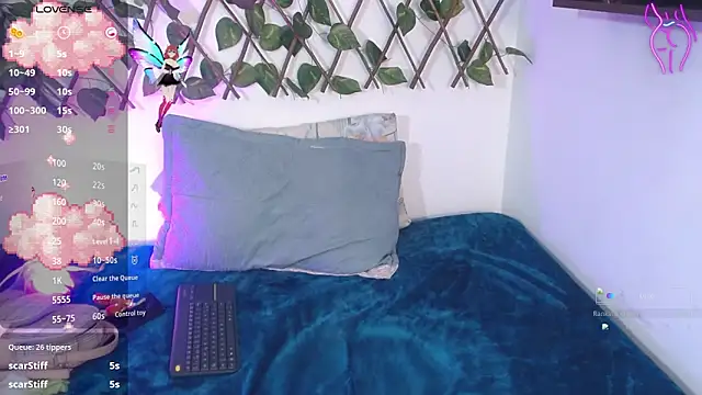 nicollegp online show from September 16, 2025, 7:59 pm