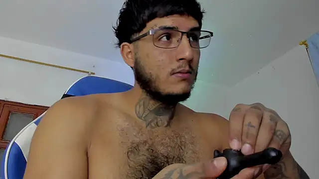 Lord Luciferhot Dirty666 online show from November 15, 2025, 11:42 pm