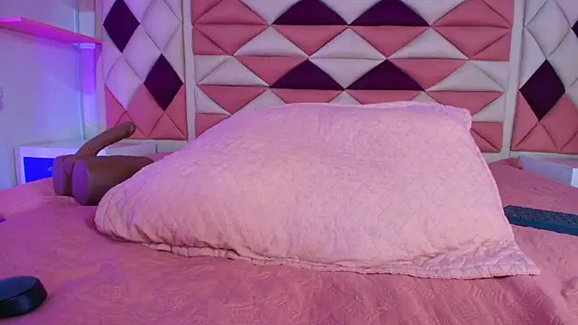 Snapshot of valecastro_ chatting on September 26, 2025, 7:21 pm valecastro online show from September 26, 2025, 7:21 pm