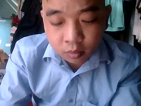 Snapshot of Boy_kuto77 chatting on January 13, 2026, 3:43 am Boy kuto77 online show from January 13, 2026, 3:43 am