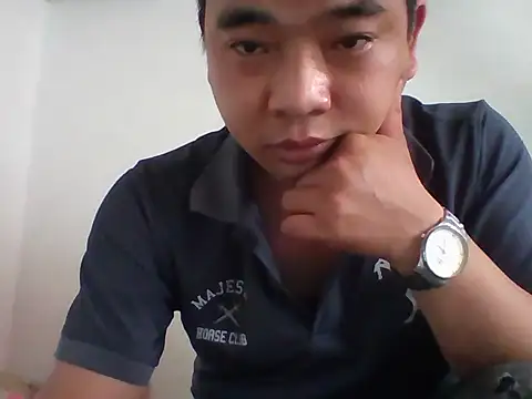 Snapshot of Boy_kuto77 chatting on December 23, 2025, 8:24 am Boy kuto77 online show from December 23, 2025, 8:24 am