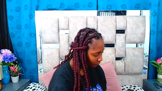 AmbarSmit online show from October 3, 2025, 4:36 am