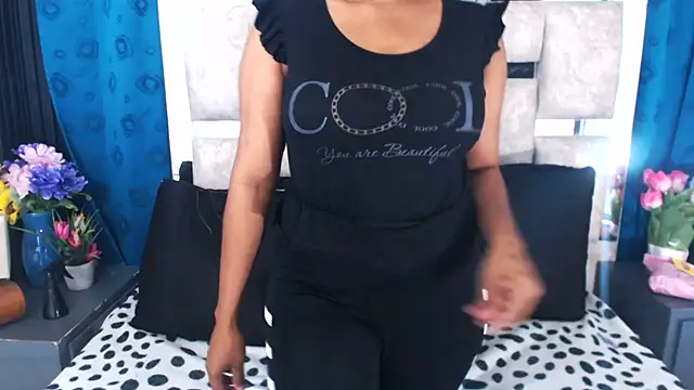 AmbarSmit online show from September 18, 2025, 4:26 am