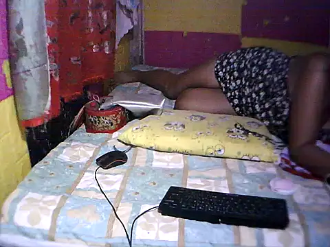 ImSoHorny4uxxx online show from October 22, 2025, 1:43 pm