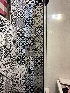 nazz01 online show from February 25, 2026, 4:56 am