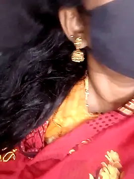 Rojaa009 online show from September 11, 2025, 4:51 pm