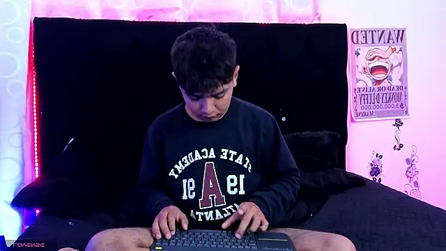 Snapshot of kody_sexy chatting on October 11, 2025, 12:39 pm kody sexy online show from October 11, 2025, 12:39 pm