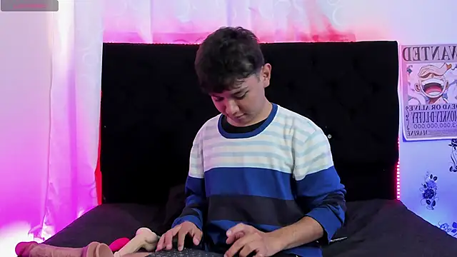 Snapshot of kody_sexy chatting on October 19, 2025, 1:36 pm kody sexy online show from October 19, 2025, 1:36 pm