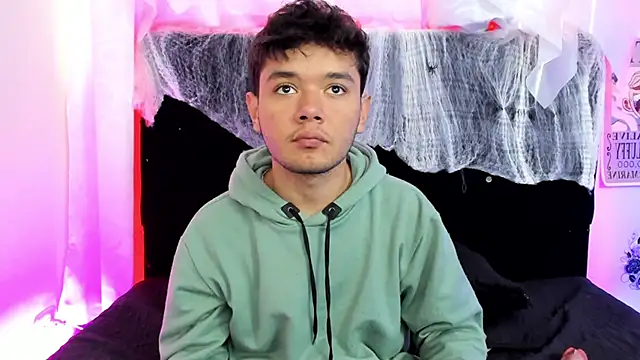 Snapshot of kody_sexy chatting on October 27, 2025, 12:39 pm kody sexy online show from October 27, 2025, 12:39 pm