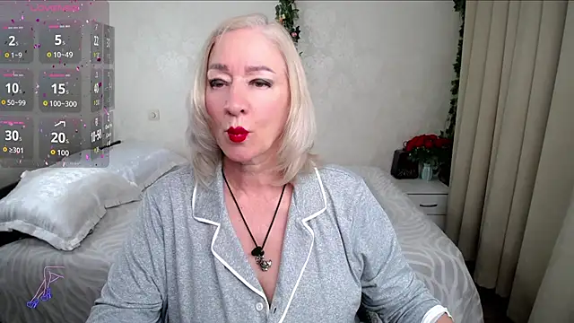hunters woman online show from May 26, 2026, 9:02 pm