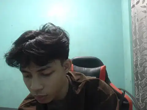 Snapshot of Kyoshi_19 chatting on October 19, 2025, 7:55 am Kyoshi 19 online show from October 19, 2025, 7:55 am