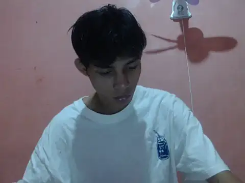 Snapshot of Kyoshi_19 chatting on October 25, 2025, 6:45 am Kyoshi 19 online show from October 25, 2025, 6:45 am