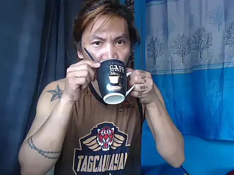 YourTopweng online show from May 20, 2026, 4:09 am