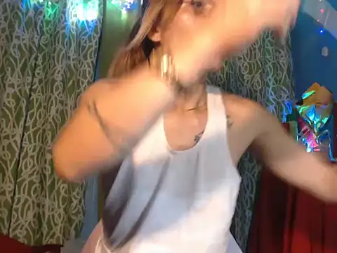 YourTopweng online show from September 24, 2025, 4:46 pm