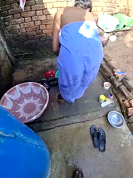 Snapshot of RAYI_Queen_3 chatting on October 11, 2025, 2:45 am RAYI Queen 3 online show from October 11, 2025, 2:45 am