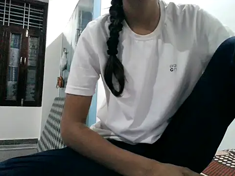 Snapshot of Aarohi_An chatting on September 24, 2025, 4:35 pm Aarohi An online show from September 24, 2025, 4:35 pm