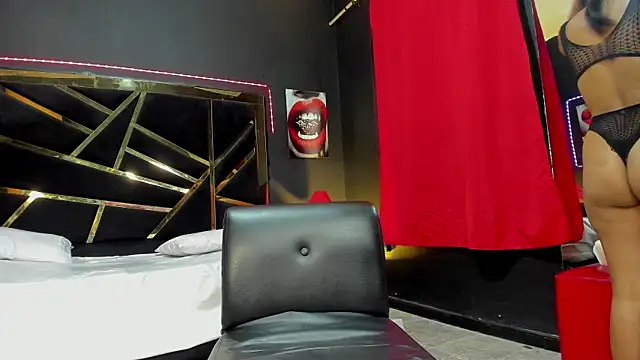 Dulce Pettit online show from October 6, 2025, 12:28 pm