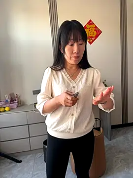 Snapshot of xiaomei-11 chatting on October 7, 2025, 3:29 am xiaomei-11 online show from October 7, 2025, 3:29 am