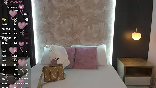 Snapshot of saliha_pinky chatting on October 25, 2025, 3:06 am saliha pinky online show from October 25, 2025, 3:06 am