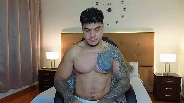 Snapshot of Steven_Velez chatting on April 21, 2026, 1:18 am Steven Velez online show from April 21, 2026, 1:18 am