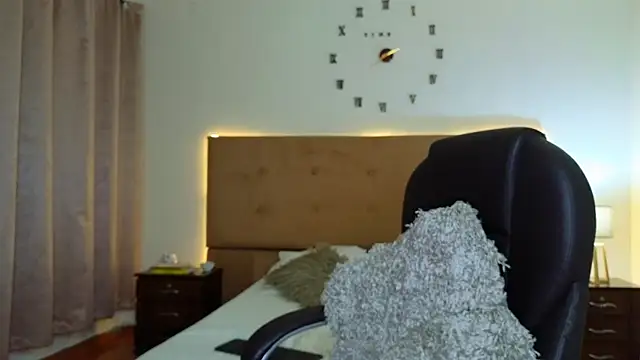 Steven Velez online show from November 11, 2025, 12:27 am