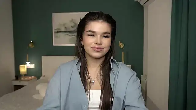 Snapshot of HollisHearl chatting on September 19, 2025, 7:23 am HollisHearl online show from September 19, 2025, 7:23 am